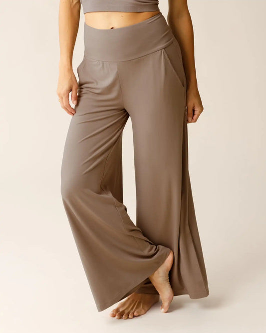 Bamboo Wide Leg Maternity & Postpartum Lounge Pant | Taupe