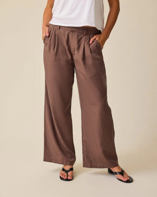 Maternity & Postpartum Wide Leg Trouser | Brown